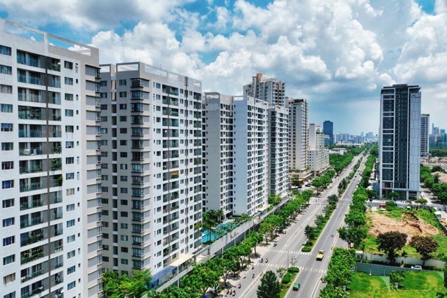 Các tòa chung cư hiện đại minh họa nguồn cung căn hộ và thị trường nhà ở TP.HCM.